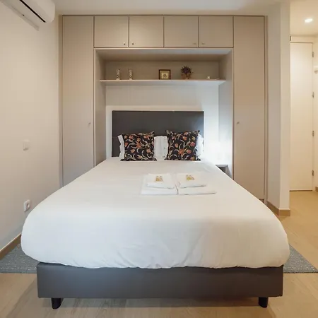 Apartment Carmo By Vacationy *