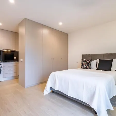 Carmo By Vacationy Apartment Porto