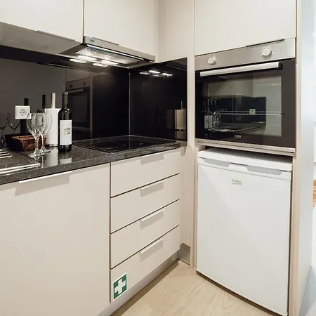 Carmo By Vacationy * Porto