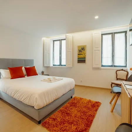 Apartament Carmo By Vacationy