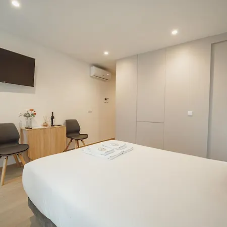 Carmo By Vacationy * Porto